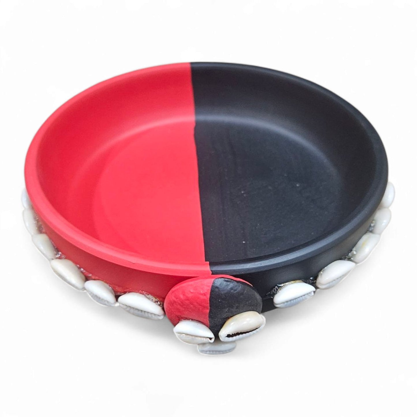 Elegua Red and Black Ceramic Offering Plate with Cowrie Shells – 6 Inch Santeria Ritual Dish for Protection and Offerings