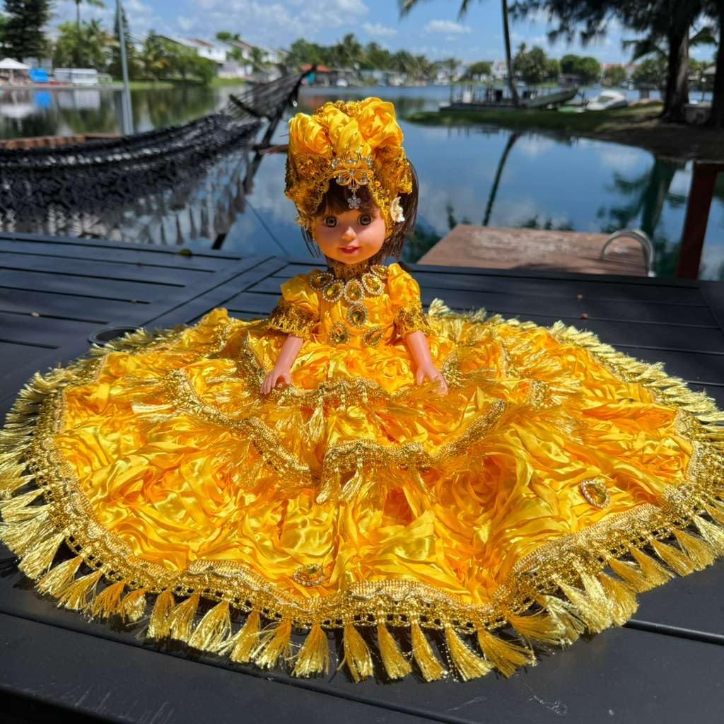 Yellow Gitana Muneca 11 Inch Spiritual Altar Decor Figurine Yoruba Religious